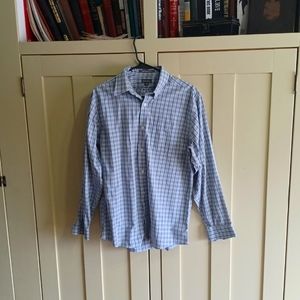 Eddie Bauer Wrinkle Free Relaxed fit